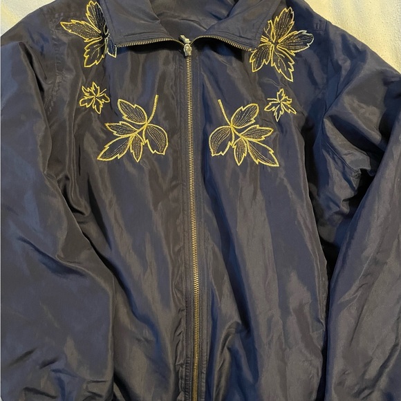 Great for spring, and fall!  Navy/Gold Jacket. Size Medium - Picture 3 of 8